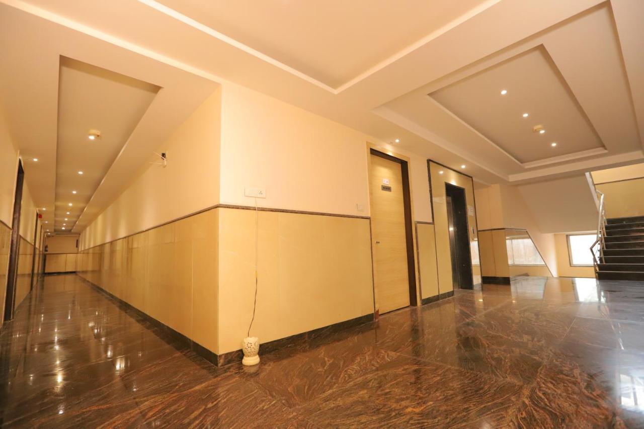 Hotel Stanley By Foxi Group- Near Delhi International Airport New Delhi Eksteriør billede